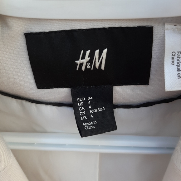 H&M blazer, size 4 - Picture 2 of 2